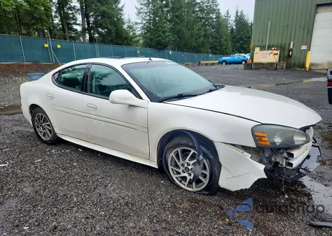 2004 Pontiac Grand Prix Gtp z USA, uszkodzony, nr VIN 2G2WR524041135233